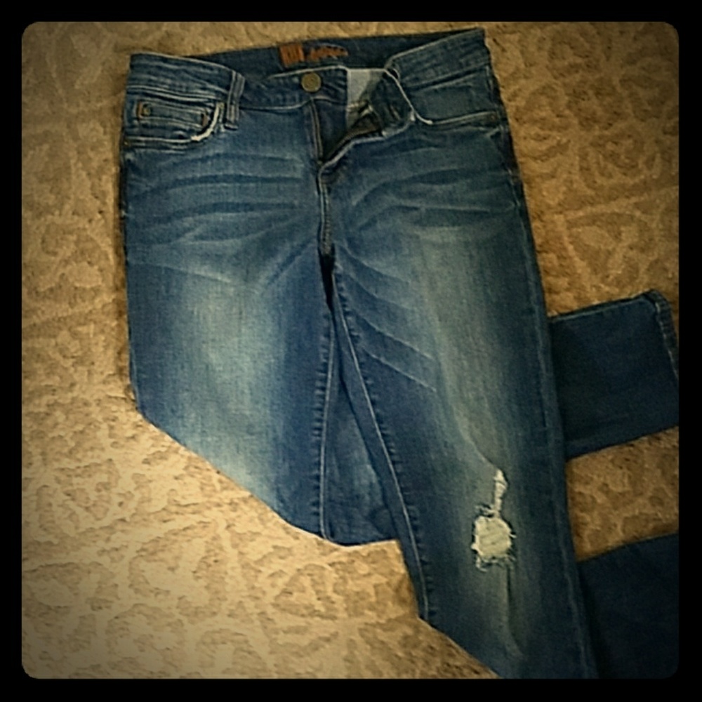 Lightly distressed KUT jeans size 6